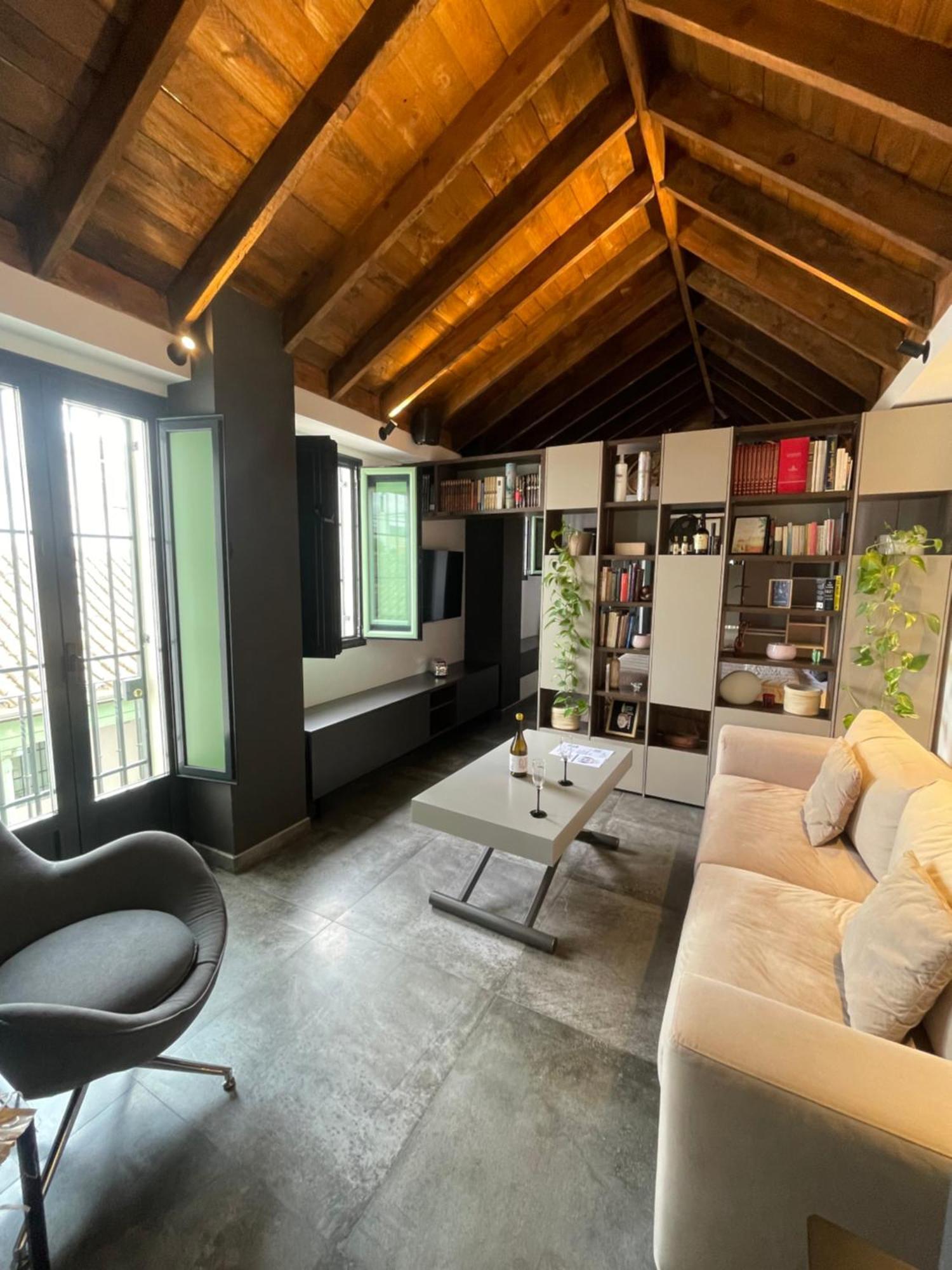 One&Lux Gran Poder - Centric&cozy apartment Sewilla Zewnętrze zdjęcie